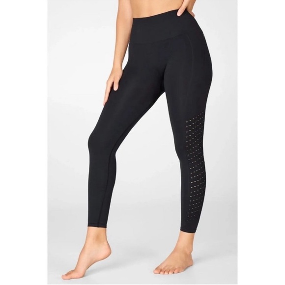 Fabletics Sync High-Waisted Perforated 7/8 Black Leggings XS NEW NWT - Picture 2 of 8